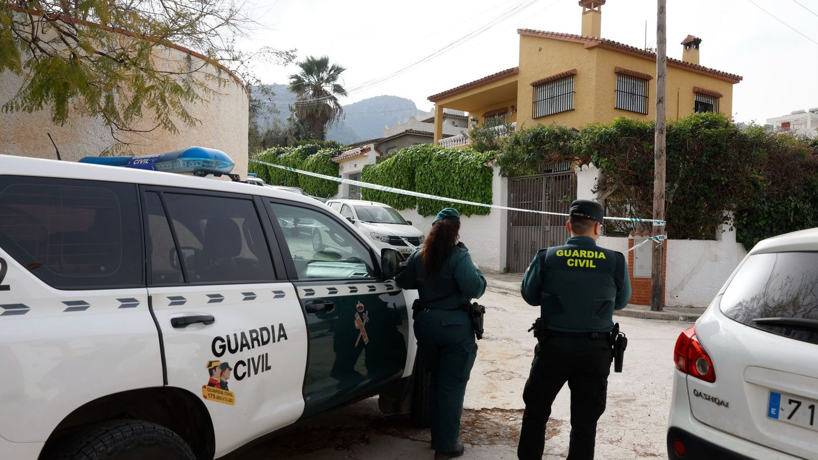 Efectivos de la Guardia Civil en el lugar de los hechos