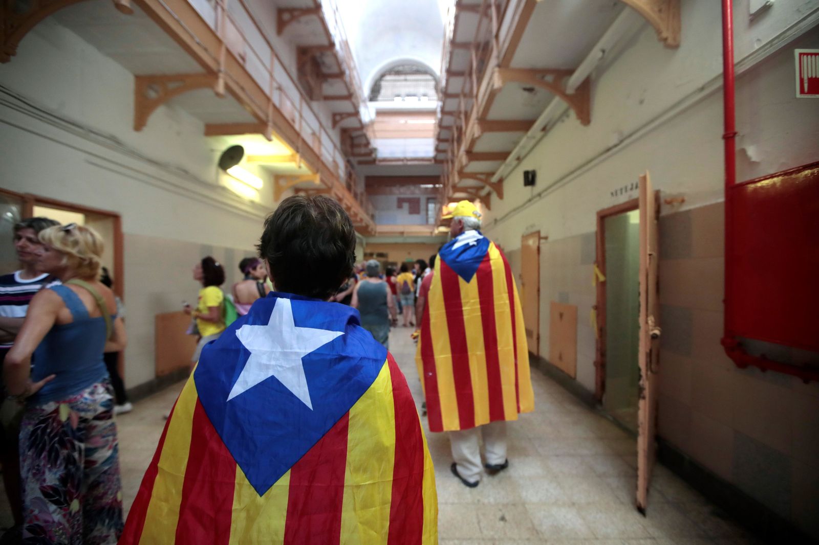El presidente de la Generalitat, Quim Torra, en la cabeza de la manifestación.