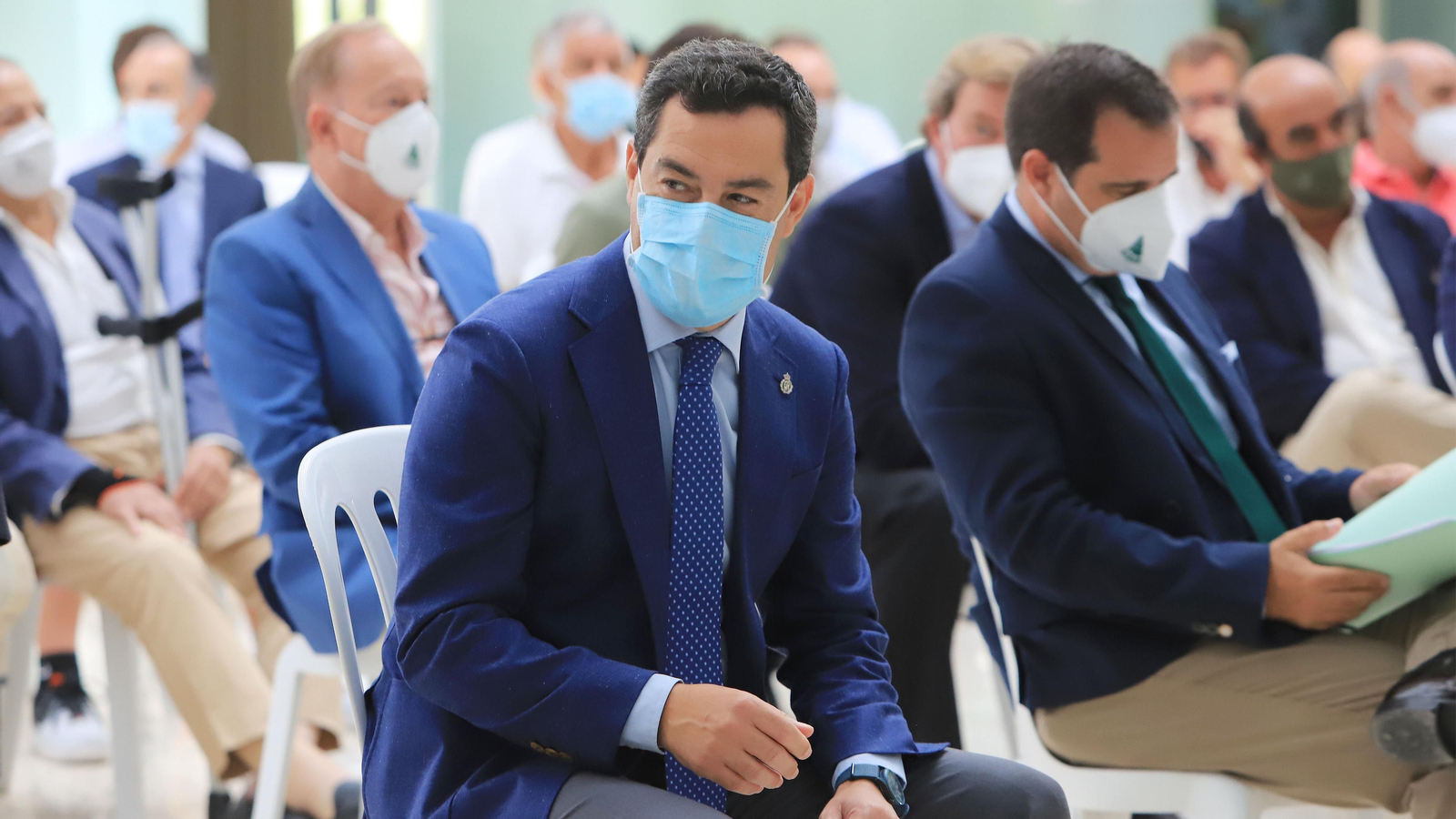 Juanma Moreno asiste a la clausura de la asamblea de Asaja en Jerez