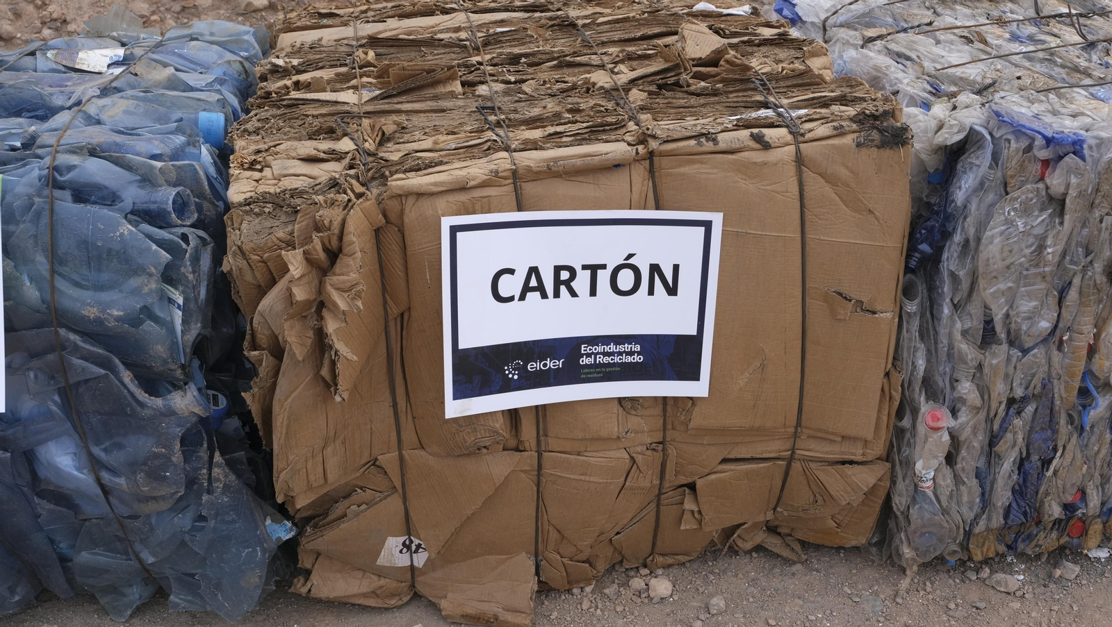 Imágenes de la inauguración de la planta de reciclado de residuos, en Gádor