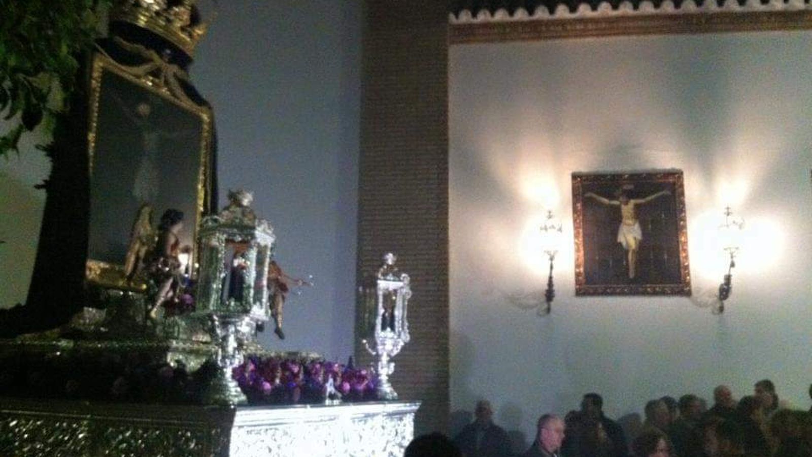 Uno de los momentos de la procesión.