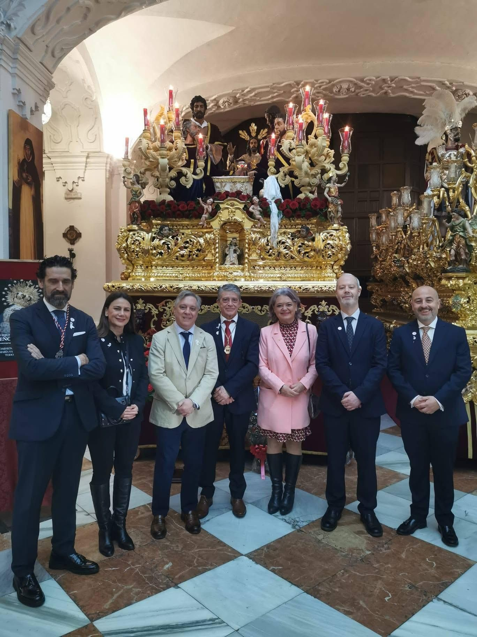 En el PSOE no se han enterado que los cofrades son de derechas