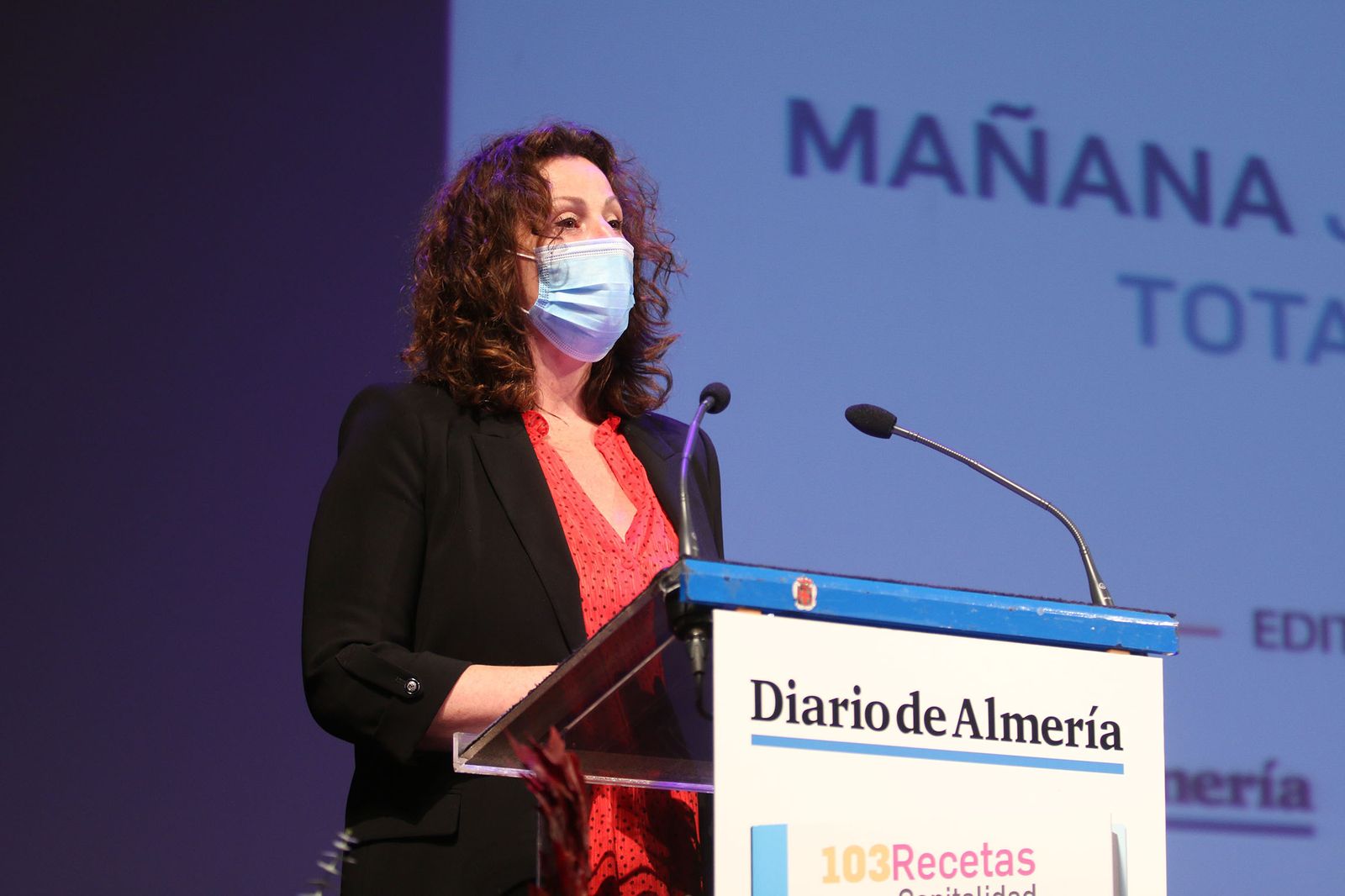Fotogalería presentación libro '103 Recetas para una Capitalidad'. Almería