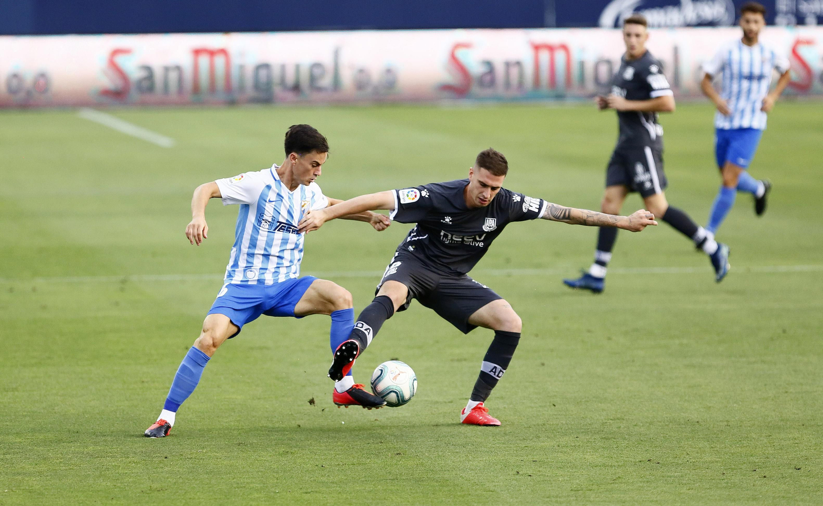 Las fotos de la liberación del Málaga CF tras ganar al Alcorcón