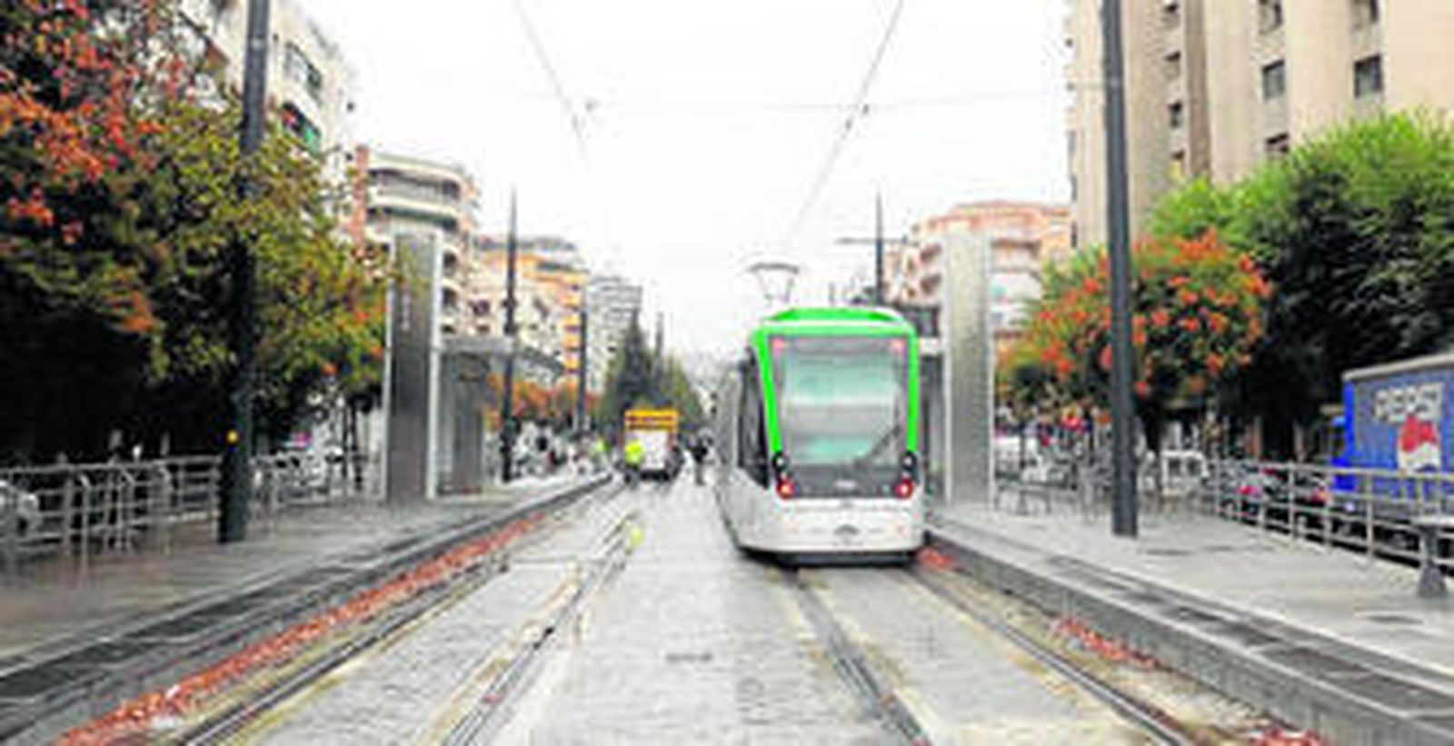 El Metro, en fase de pruebas, ha realizado en las últimas semanas varios recorridos hasta La Caleta.