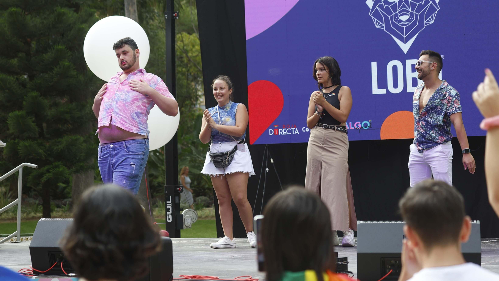 Las fotos de la fiesta del Orgullo LGTBI en el Parque María Cristina en Algeciras
