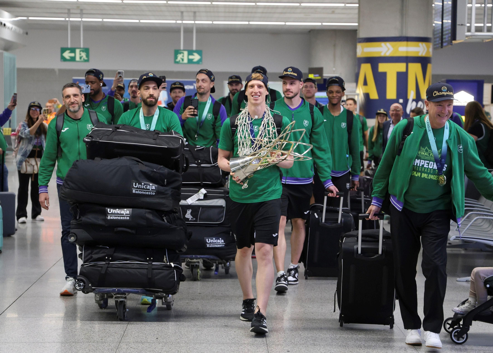 La llegada de los héroes de Belgrado, en imágenes