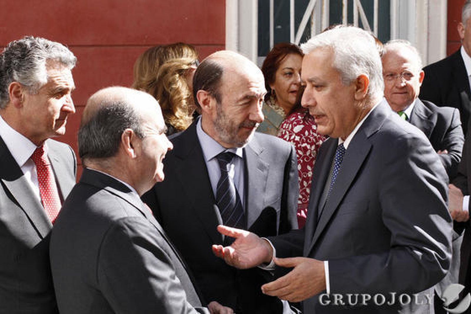 Acto de conmemoración del Bicentenario de la Constitución de 1812.

Foto: Lourdes de Vicente, Joaquin Pino y Jose Braza