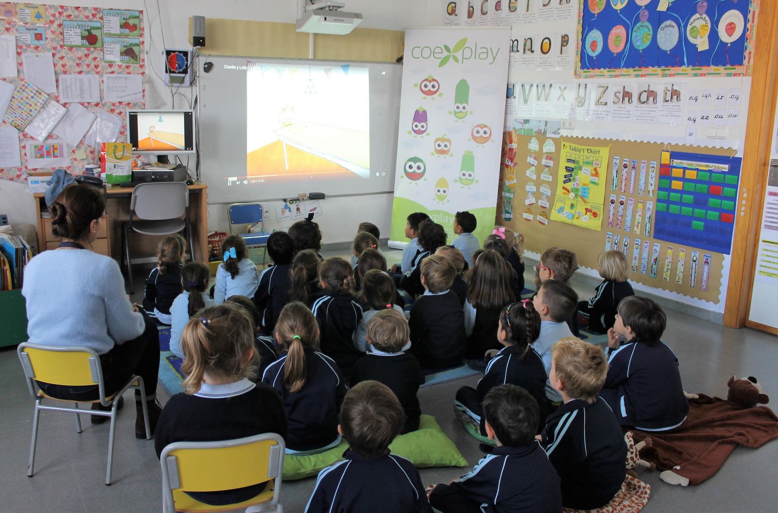 Campaña COEXPLAY en colegios.