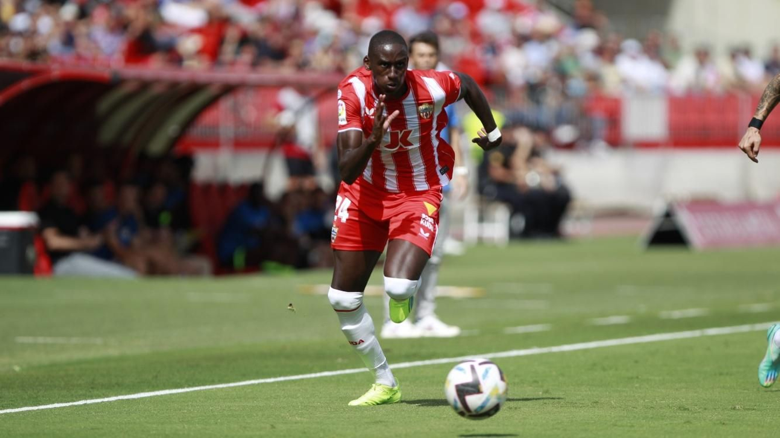 Houboulang Mendes, en una jugada de ataque en la temporada 2022/23.