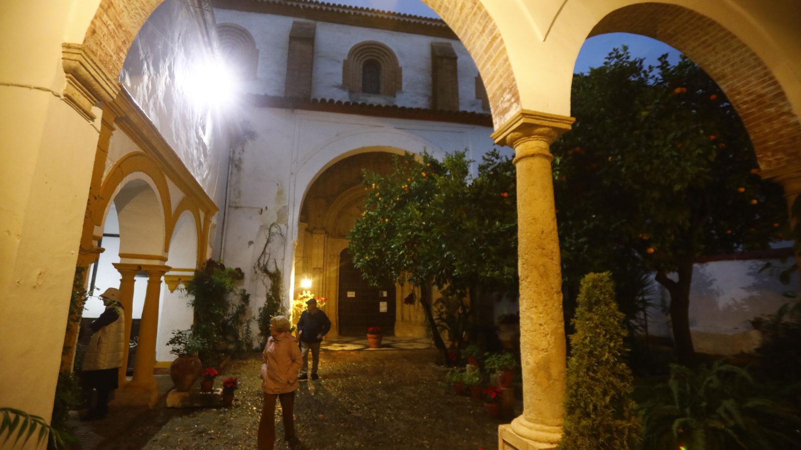 Patio de Santa Marta, 10