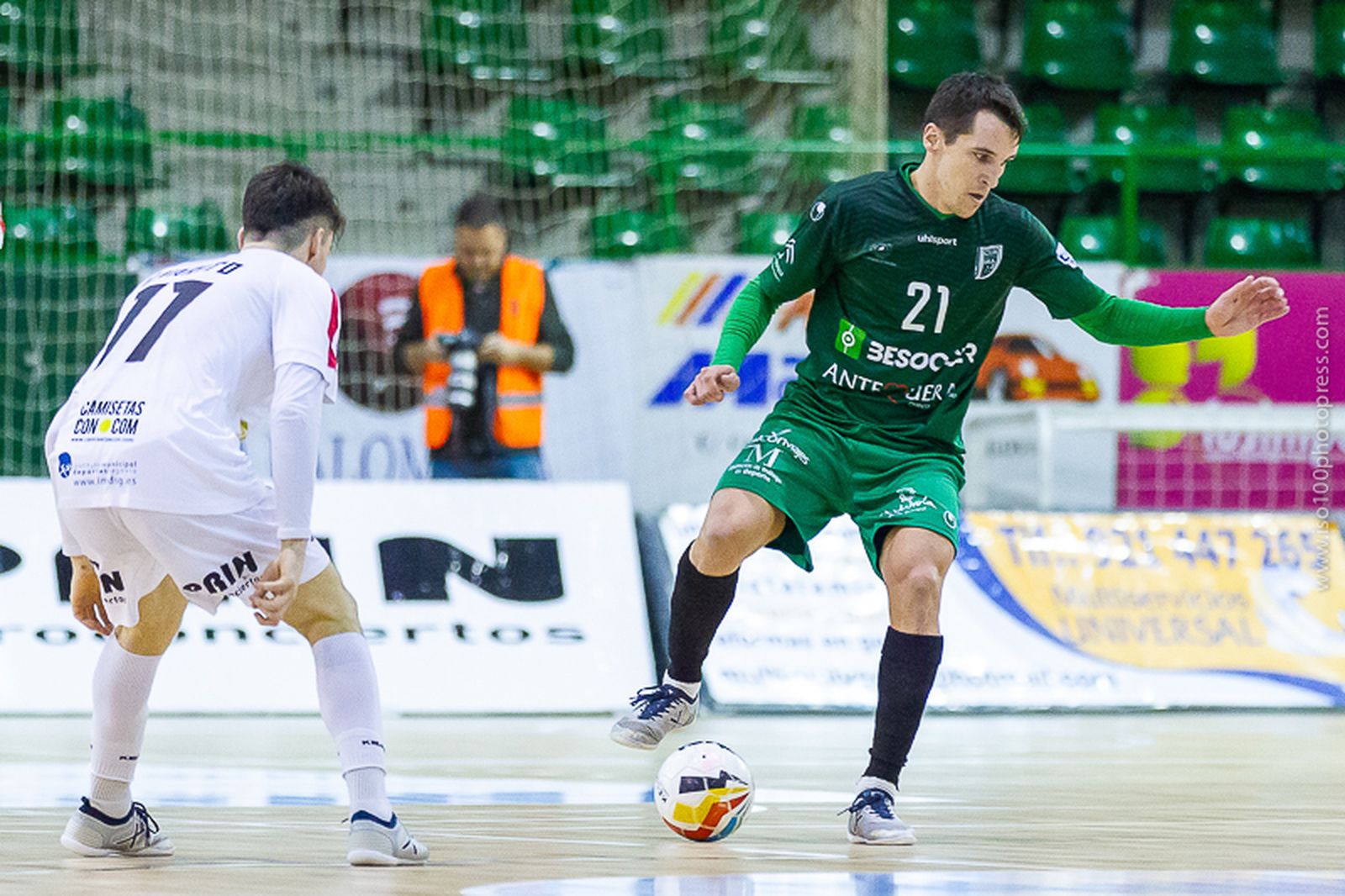Óscar en el último encuentro liguero ante el Segovia.
