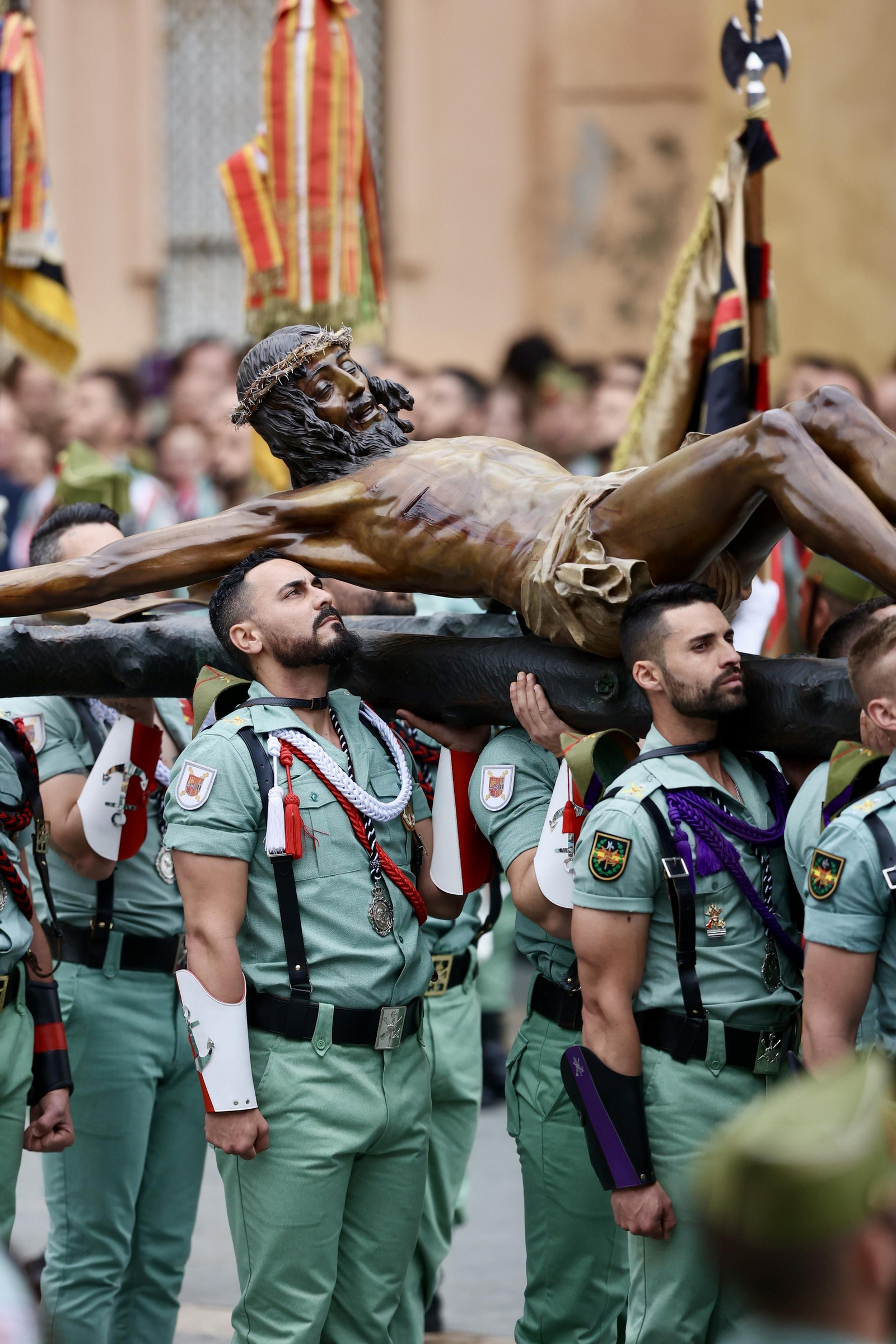 Las fotos de la Legión en el traslado del Cristo de Mena en Málaga este Jueves Santo Las fotos de la Legión en el traslado del Cristo de Mena en Málaga este Jueves Santo