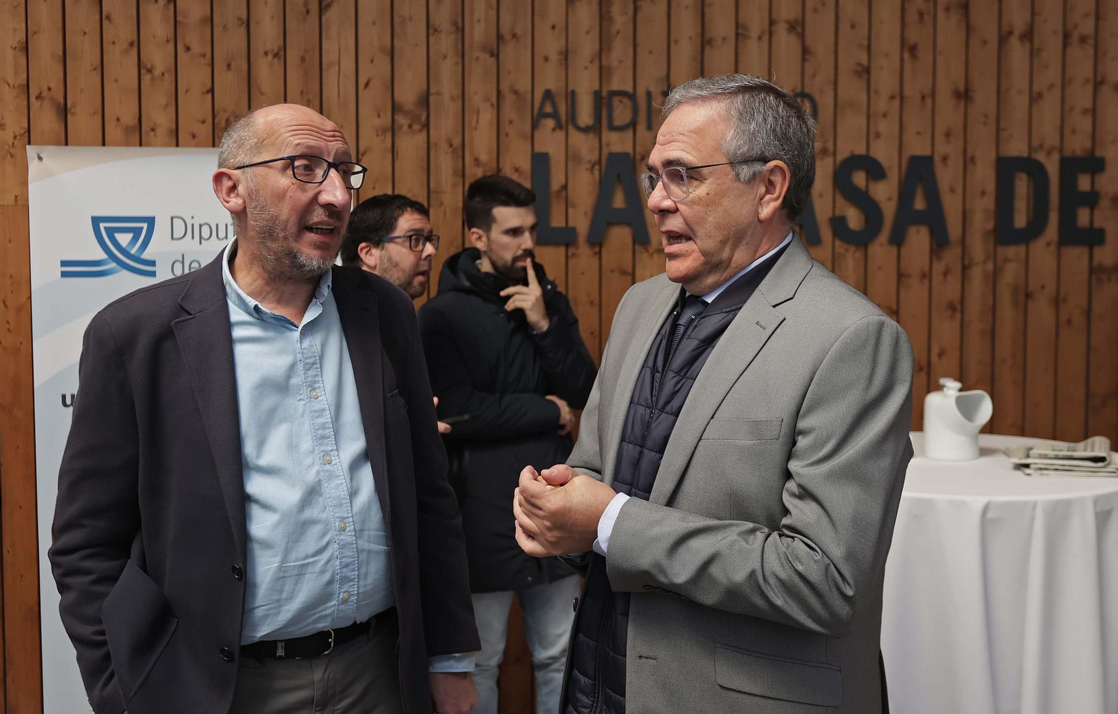 Fotos del desayuno-coloquio 'Infraestructuras: un pilar esencial para el desarrollo de la provincia' de la Diputación Provincial de Cádiz