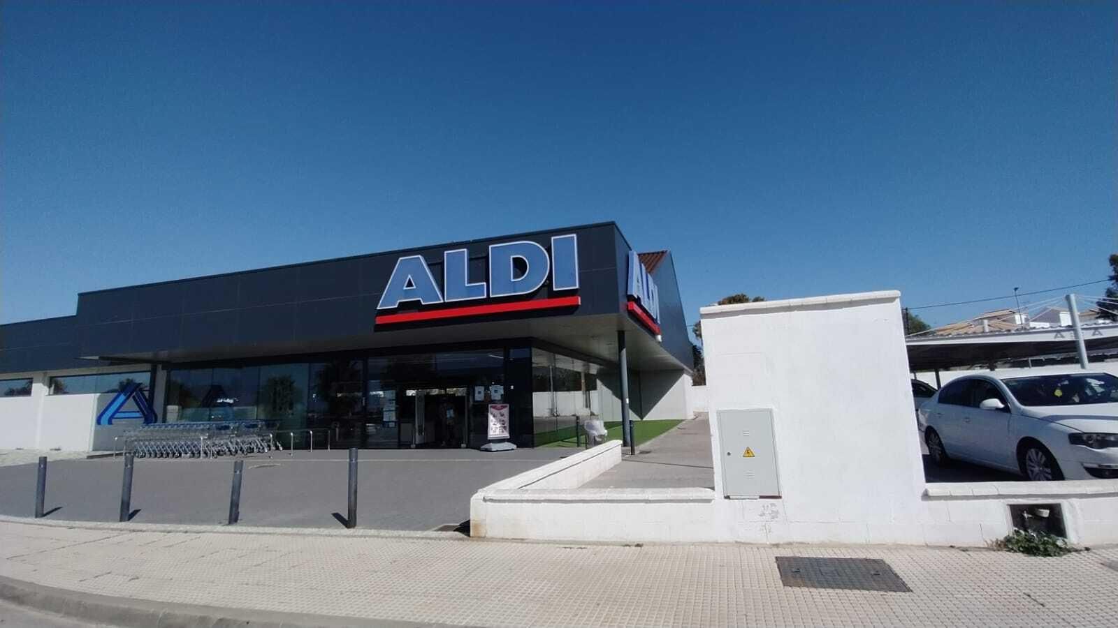 Supermercado Aldi, en Fadricas.