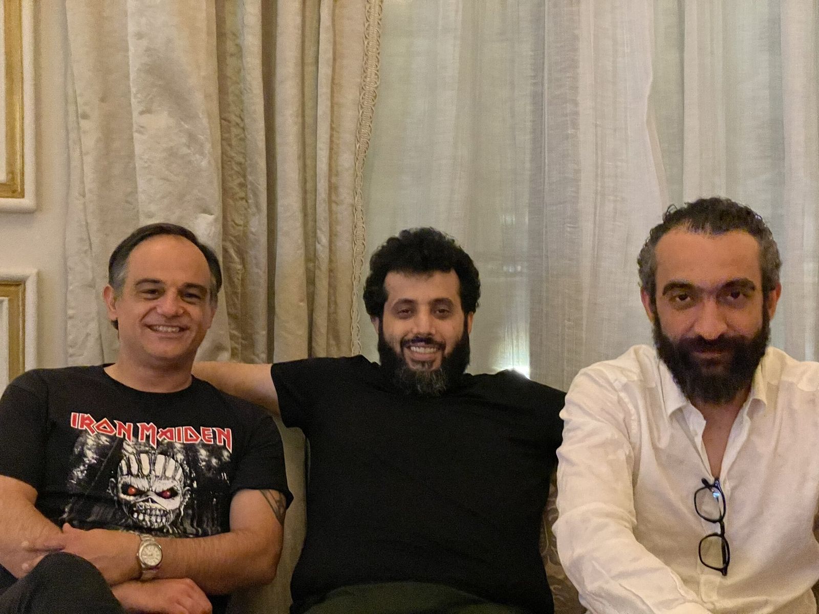 Joao Gonçalves junto a Turki Al-Sheikh y Mohamed El Assy