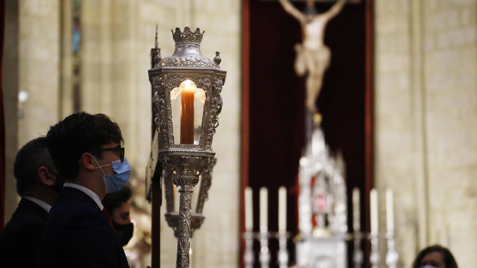 San Hipólito acogió el vía crucis de la Buena Muerte.
