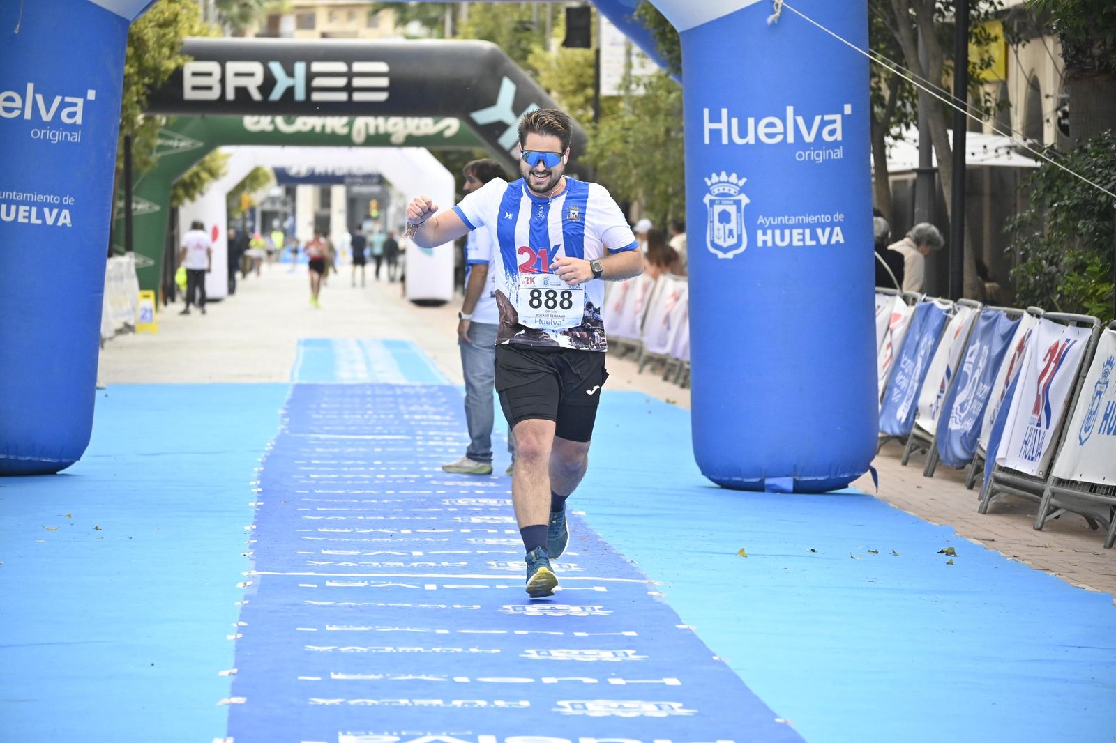 Imágenes de la Carrera 21K en Huelva