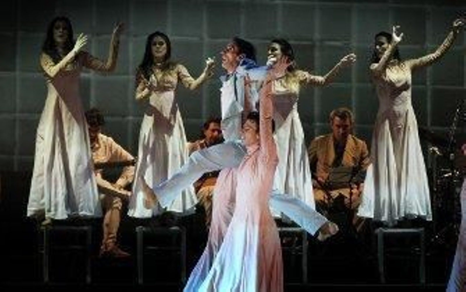 Solo ante la adversidad