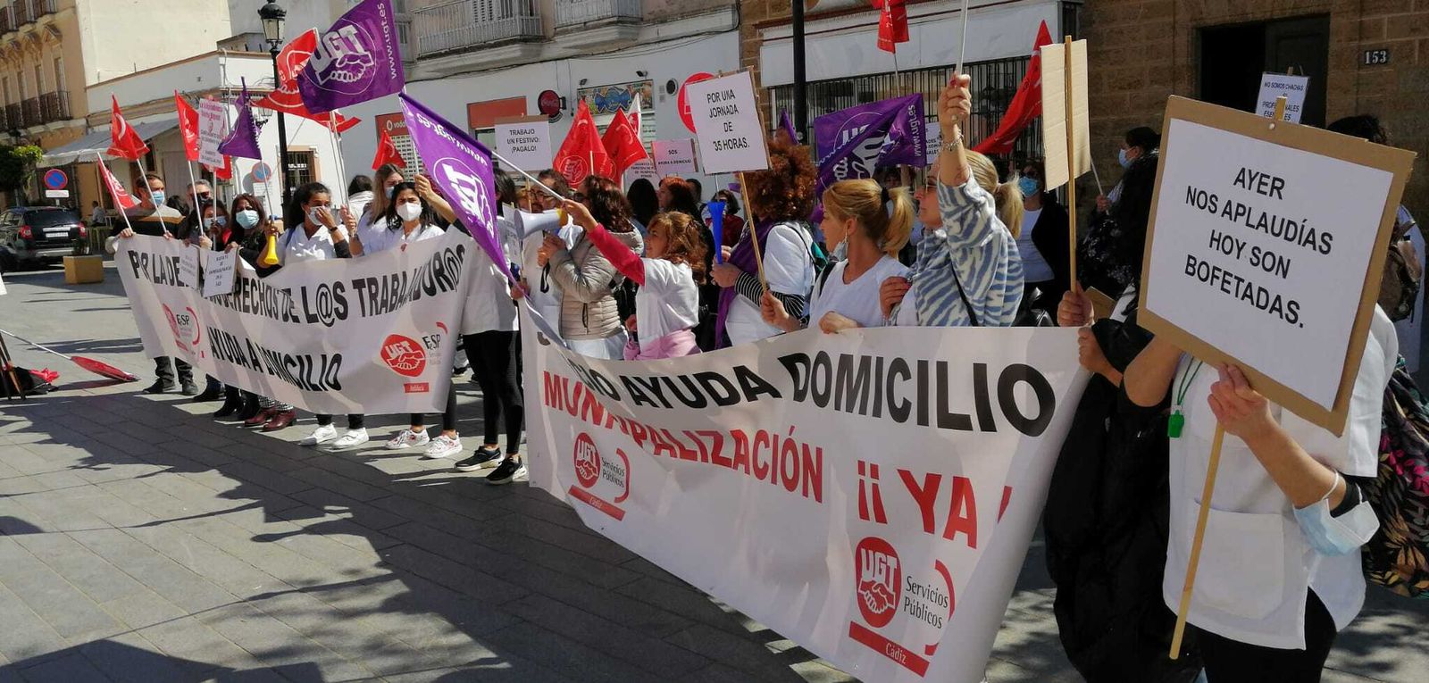 Protesta de las trabajadoras del servicio de ayuda a domicilio