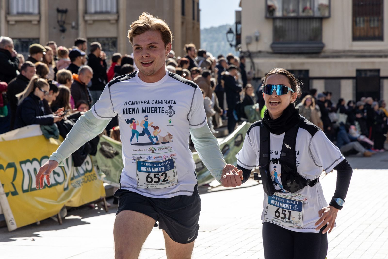 En imágenes: deporte y solidaridad se dan la mano en la VI Carrera-Caminata de la Hermandad de la Buena Muerte (2)