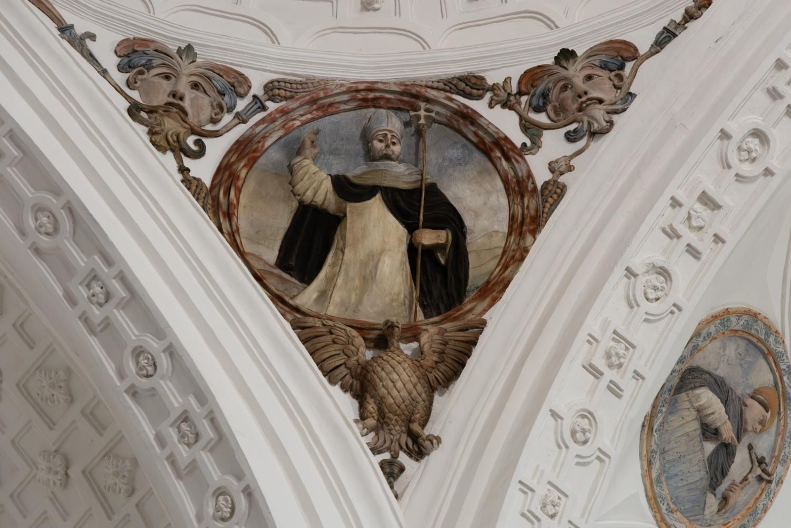 El interior de la iglesia de Santo Domingo de Jaén, al detalle.