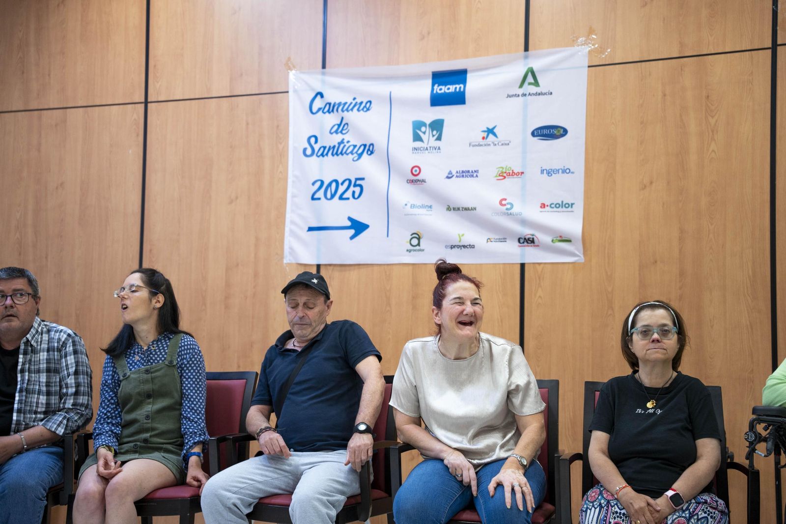 Las imágenes del acto de iniciación del Camino de Santiago de FAAM en Almería