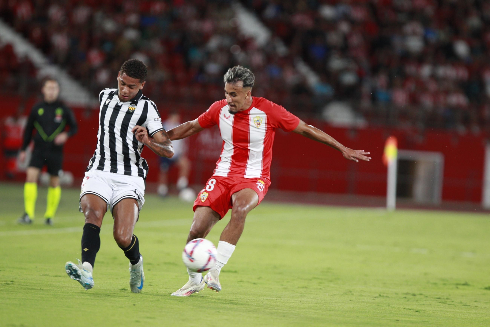 El partido U.D. Almería-C.D. Castellón en imágenes