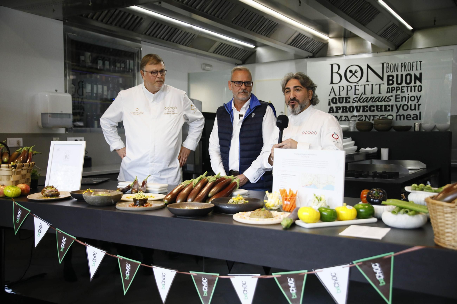 Las imágenes de una nueva variedad de berenjena en Almería