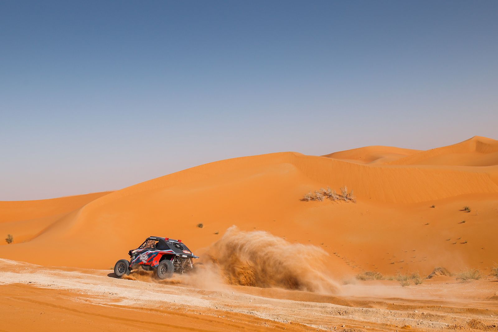 Las espectaculares imágenes del Dakar por las dunas