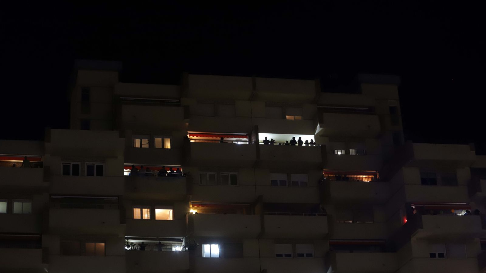 Fotos de la Coronación de las Reinas y Damas de la Feria de La Línea 2022