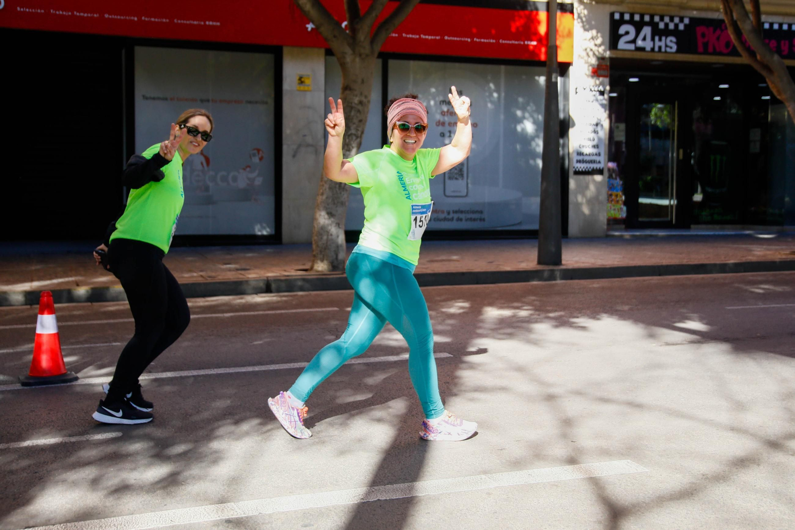 Imágenes de la Carrera contra el Cáncer de Almería