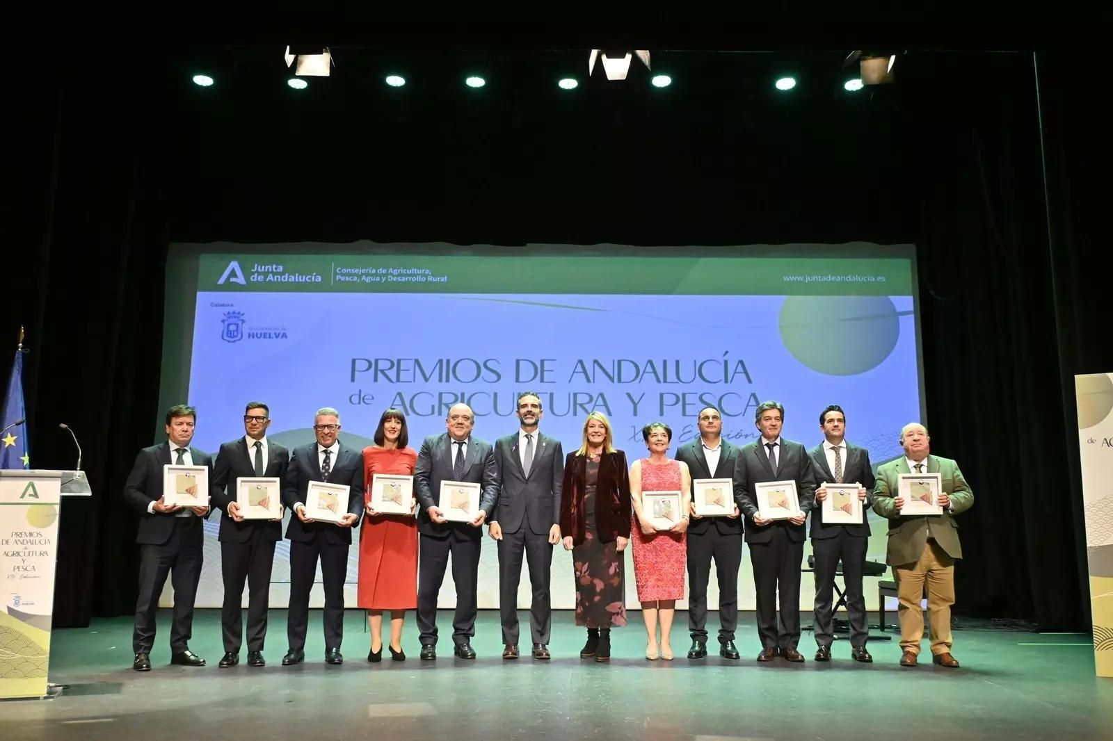 Galardonados con los premios de Agricultura y Pesca de Huelva.