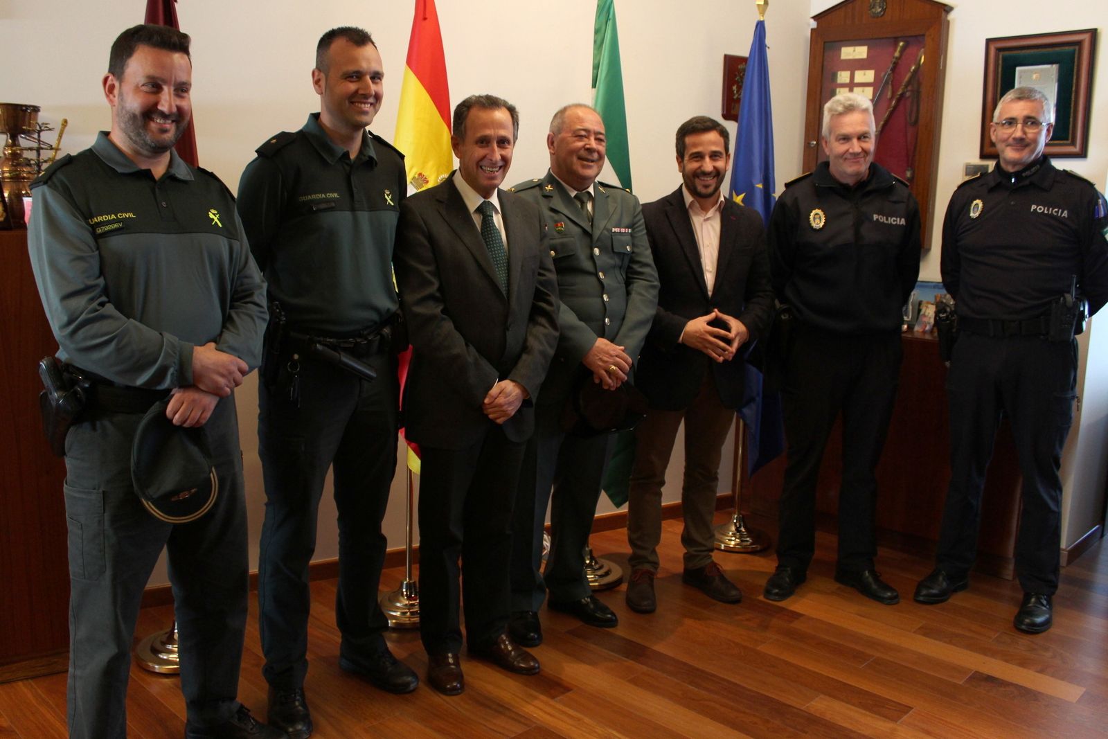 Momento del encuentro en el despacho de la Alcaldía.