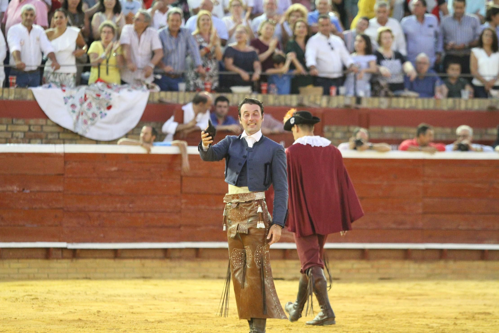 Festejo de Rejones en el coso de La Merced por Colombinas.