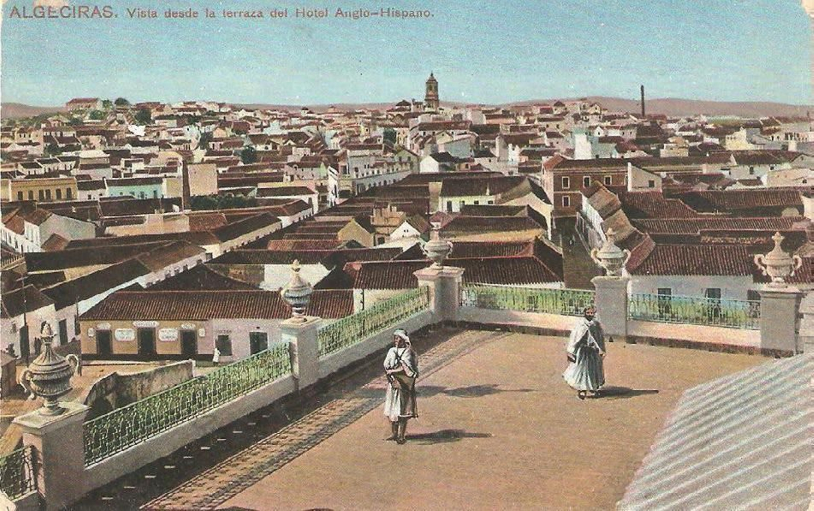 La iglesia desde el sur. Imagen tomada desde la terraza del Anglo-hispano.