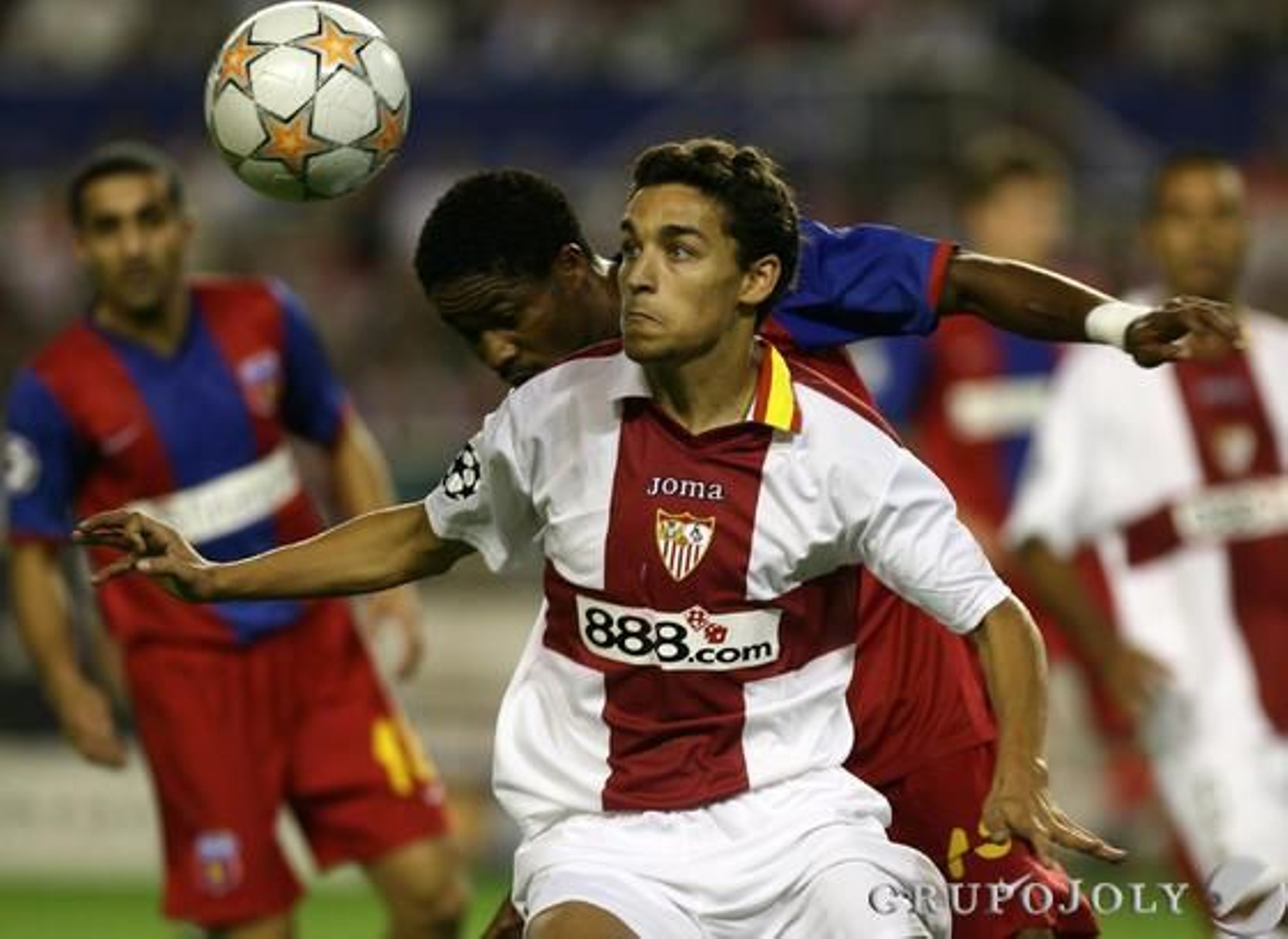 En un partido de Champions.

Foto: Antonio Pizarro