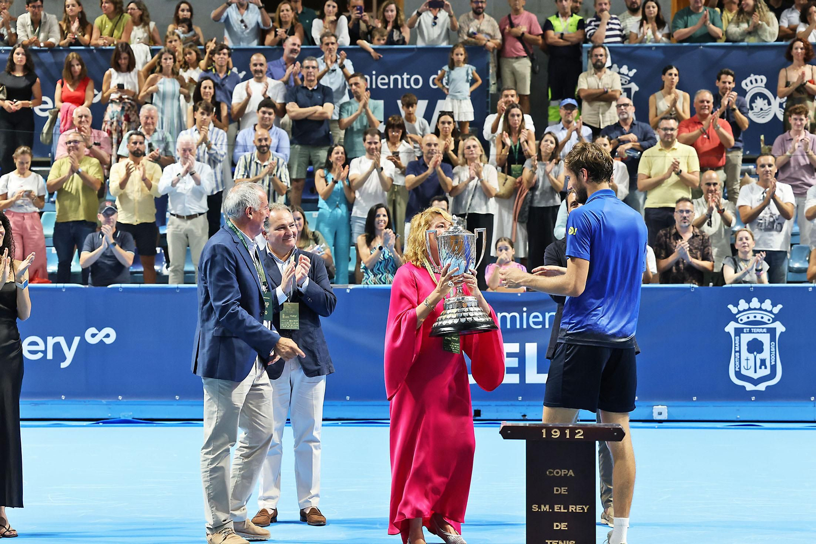 Imágenes de la final masculina de la Copa del Rey de tenis entre Daniil Medvedev y Alejandro Davidovich
