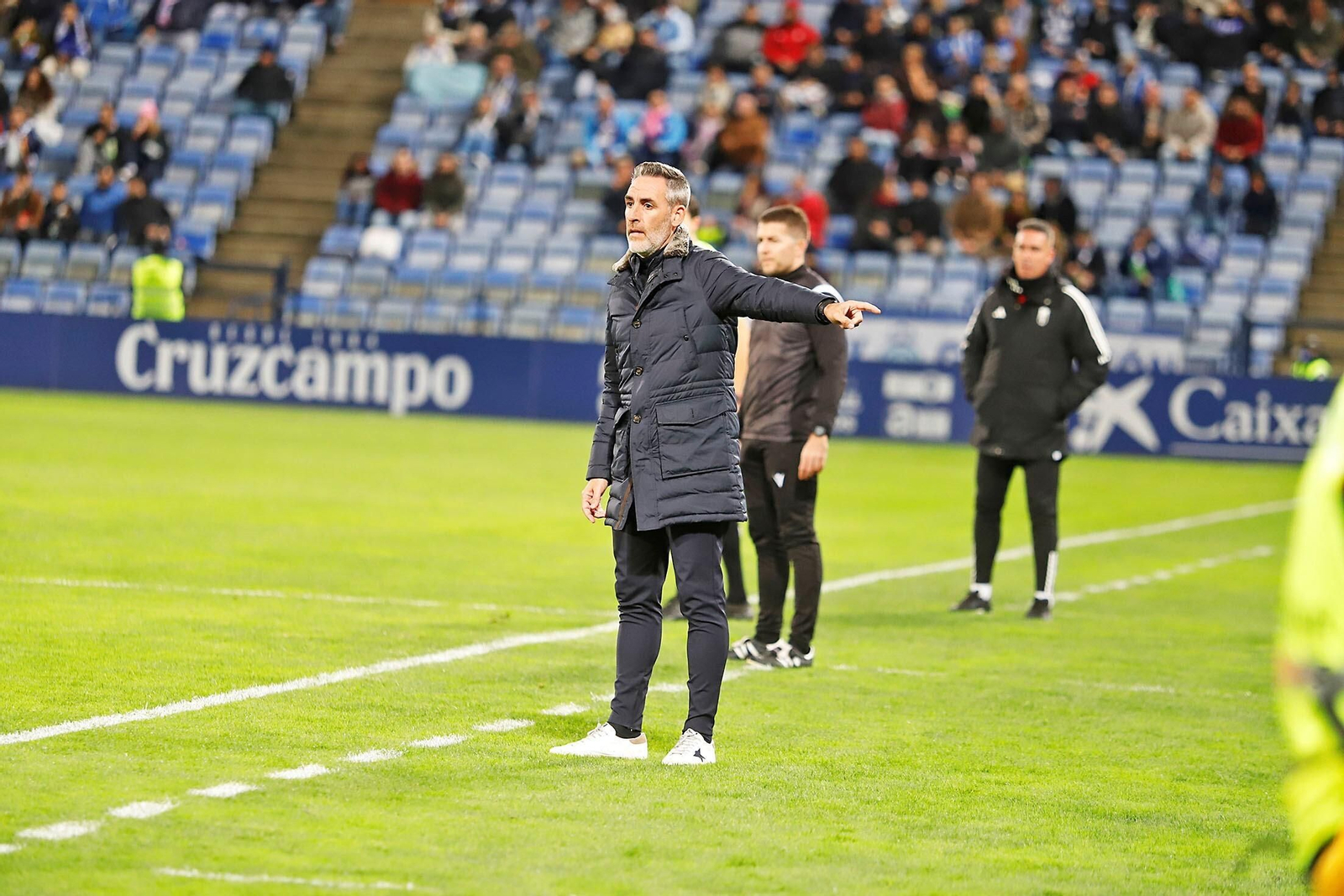 Abel Gómez, en la banda del Nuevo Colombino.