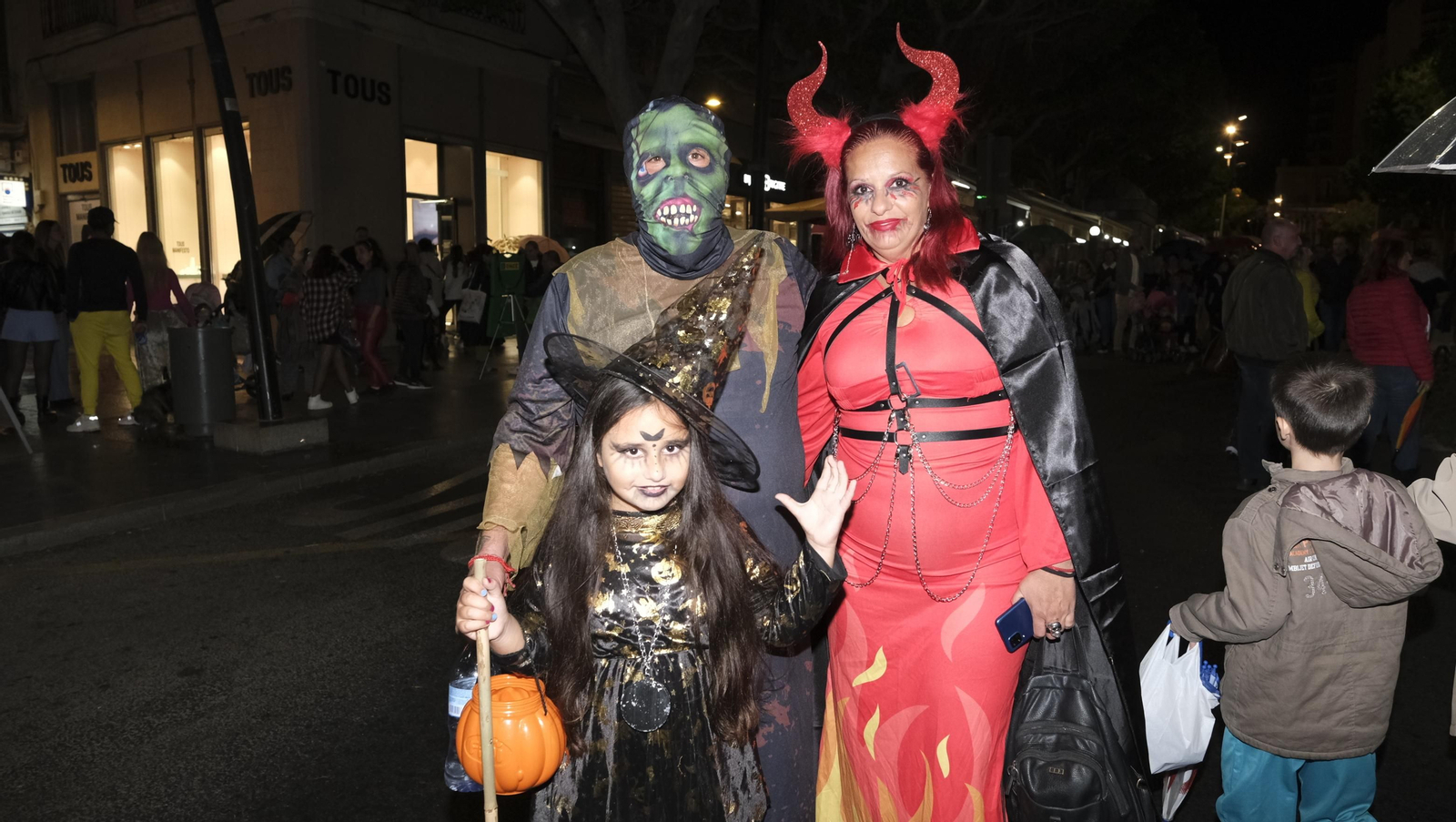 Imágenes de la Noche en Negro de Almería