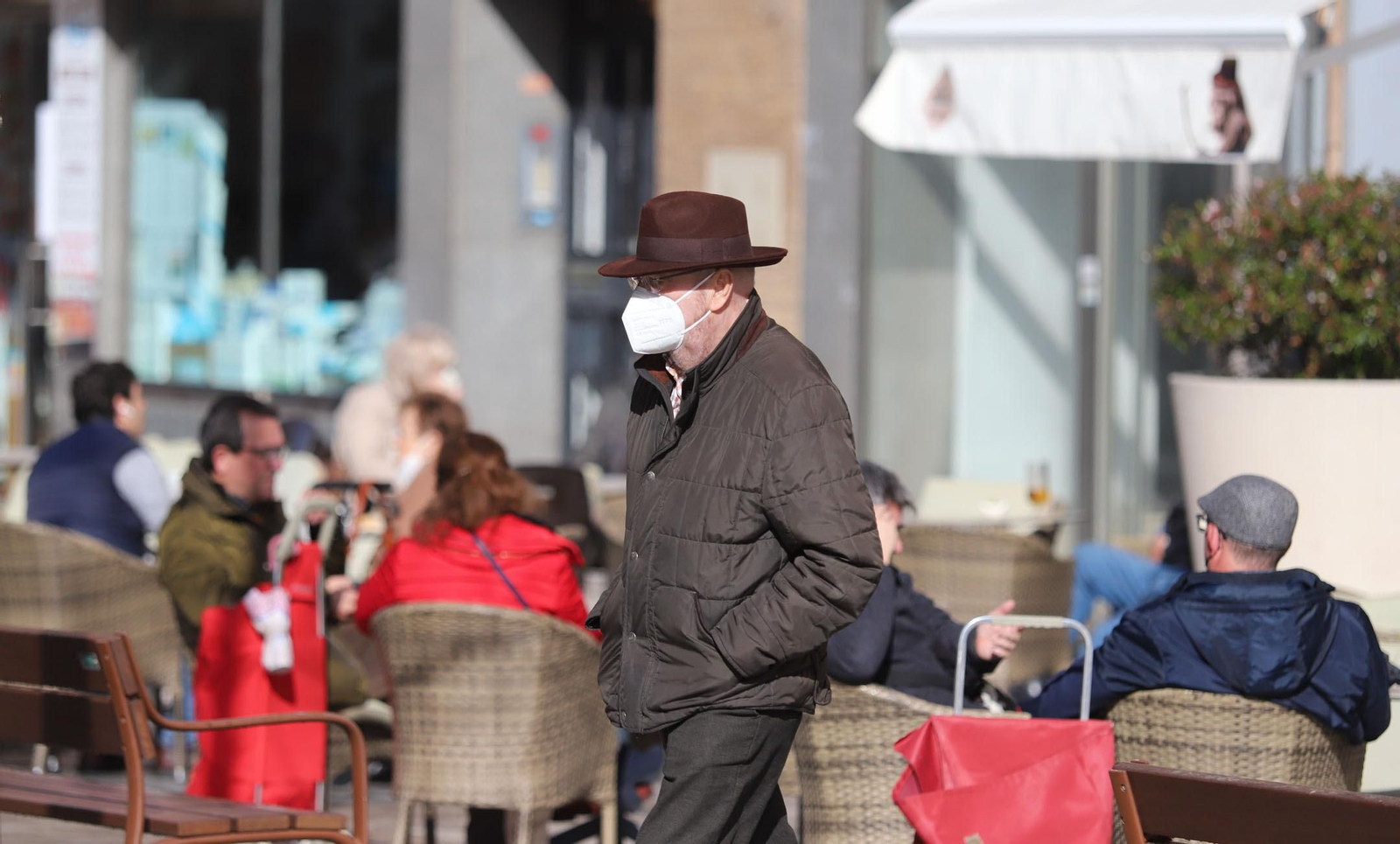 La Policía Local realizó controles en el Mercado del Carmen durante la mañana del sábado
