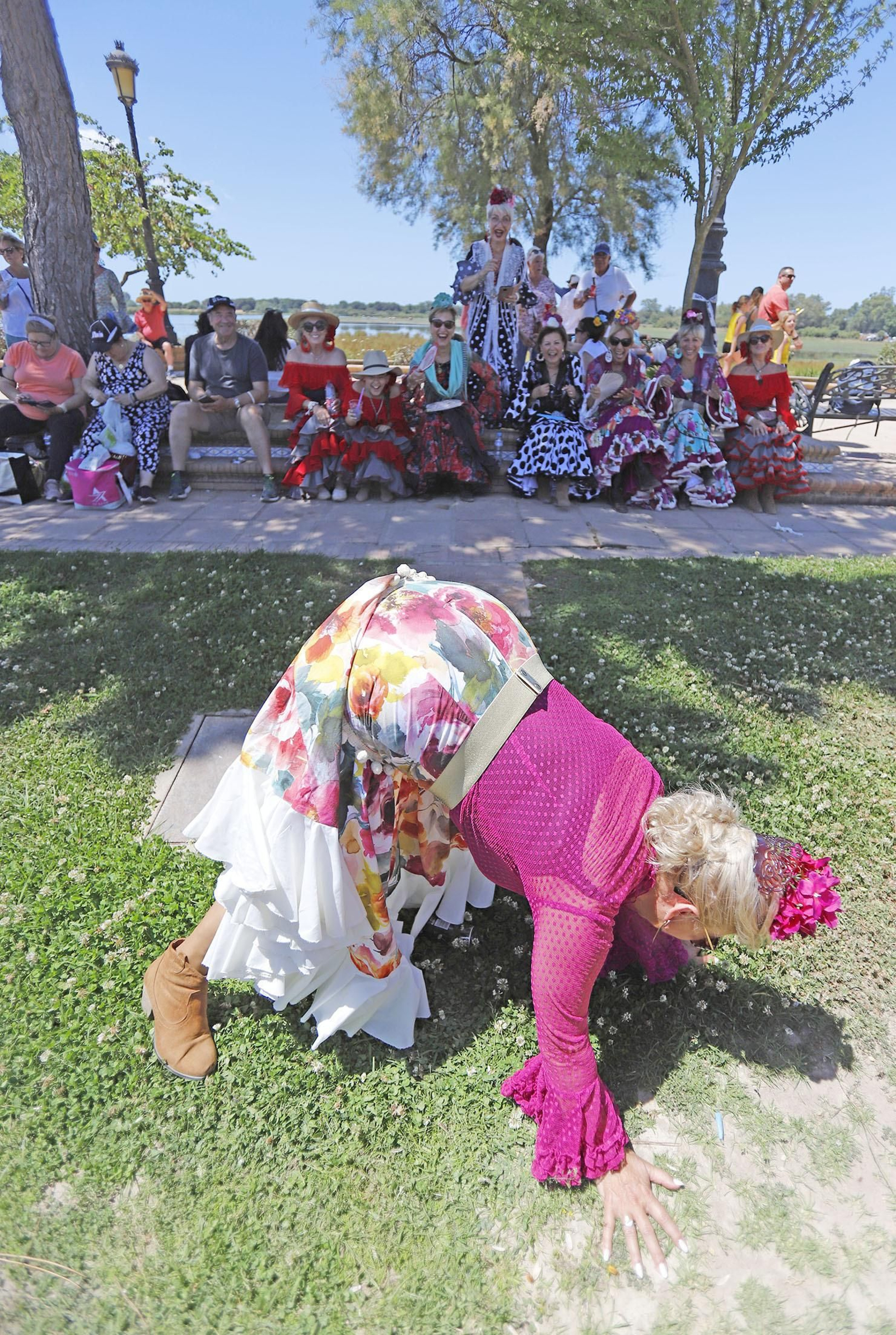 Ambiente en la aldea del Rocío en la jornada del sábado