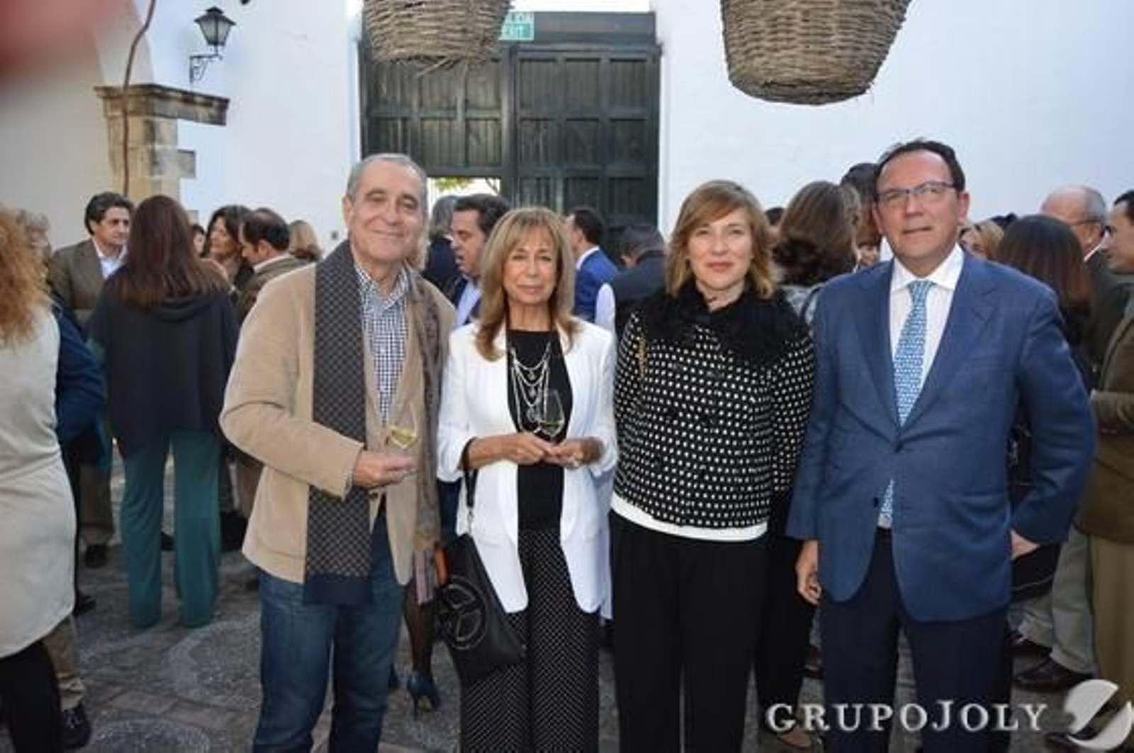 Fermín Lobatón, Amalia Vilches, Lourdes Acosta y Luis Núñez.

Foto: Ignacio Casas de Ciria