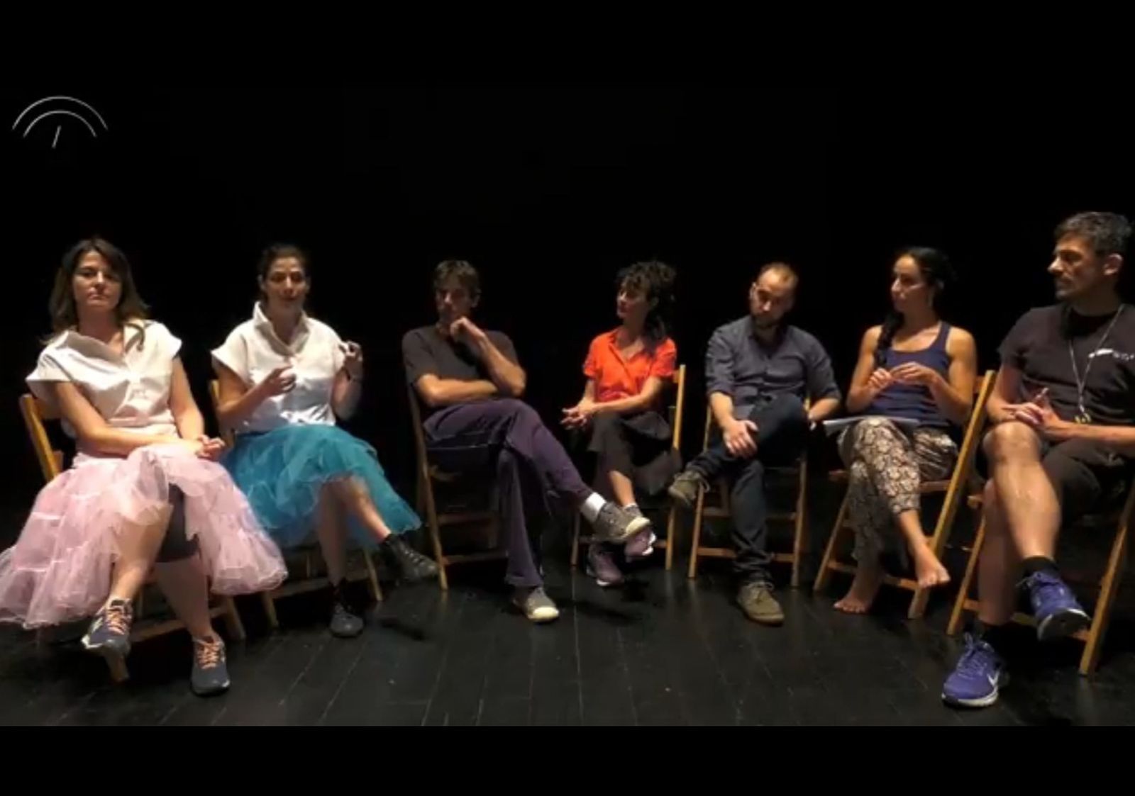 Parte del elenco de esta adaptación de 'La asamblea de las mujeres'.