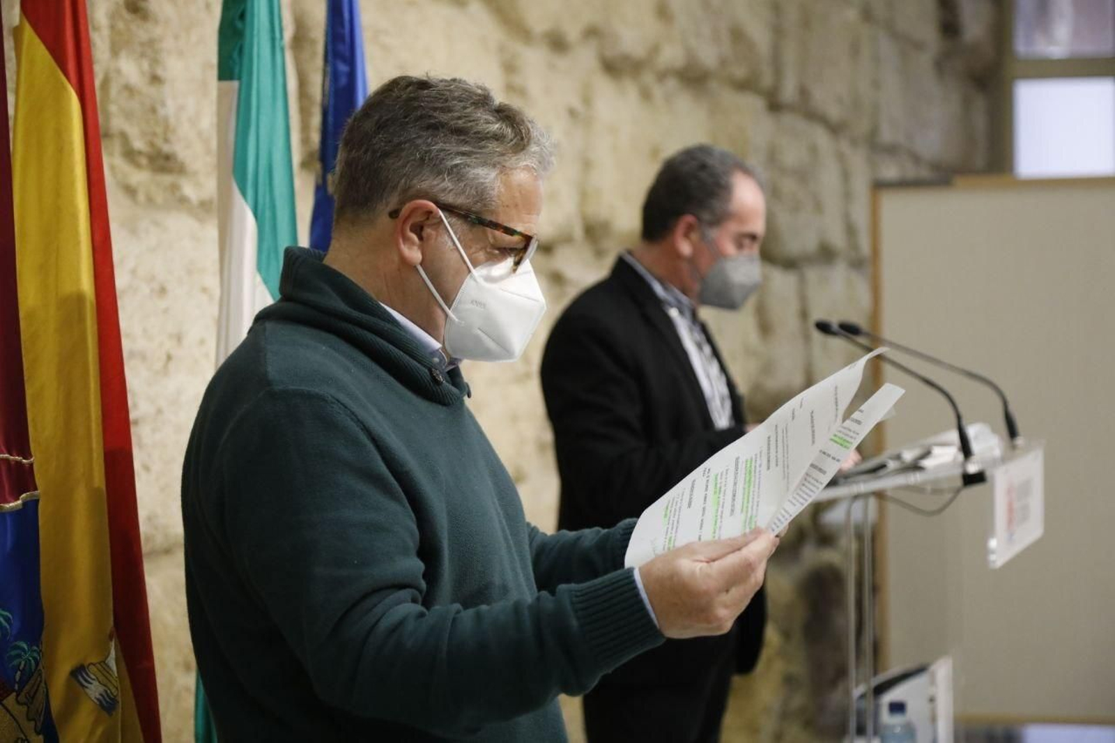 El delegado de Hacienda, Salvador Fuentes, y el de Infraestructuras, Antonio Álvarez.