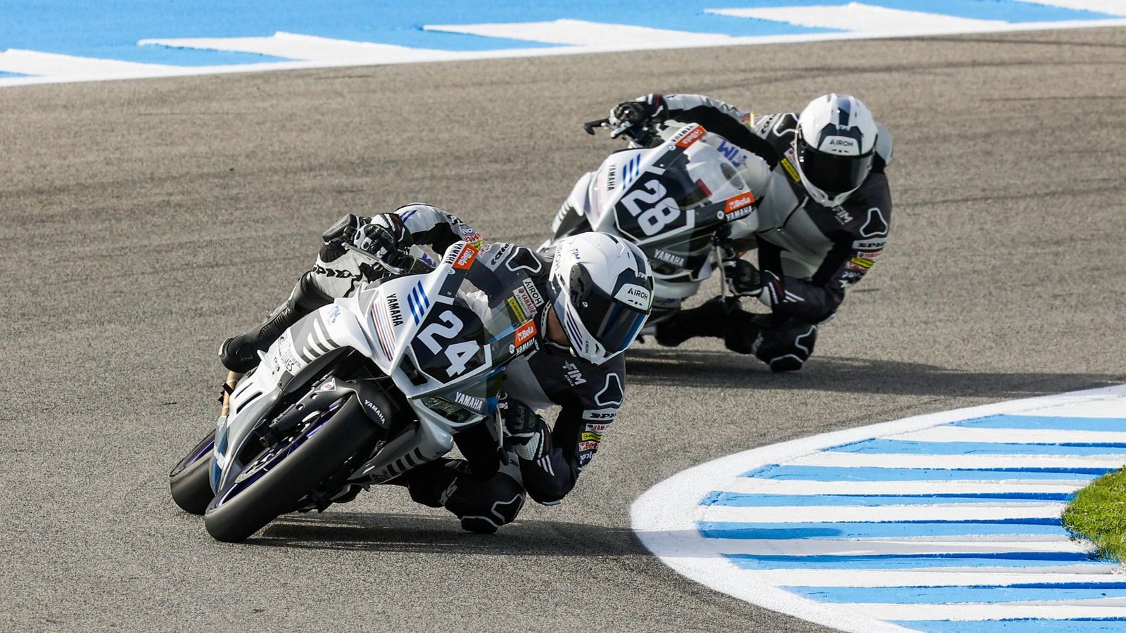 El equipo de África ha colocado a dos pilotos en la primera y tercera plaza de la categoría de Supersport.