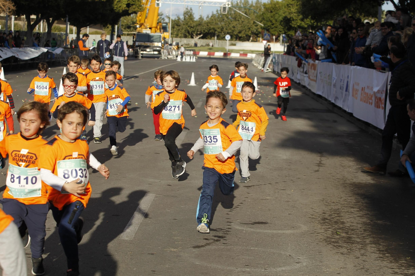 Fotogalería de la Feria del Corredor y las carreras infantiles.