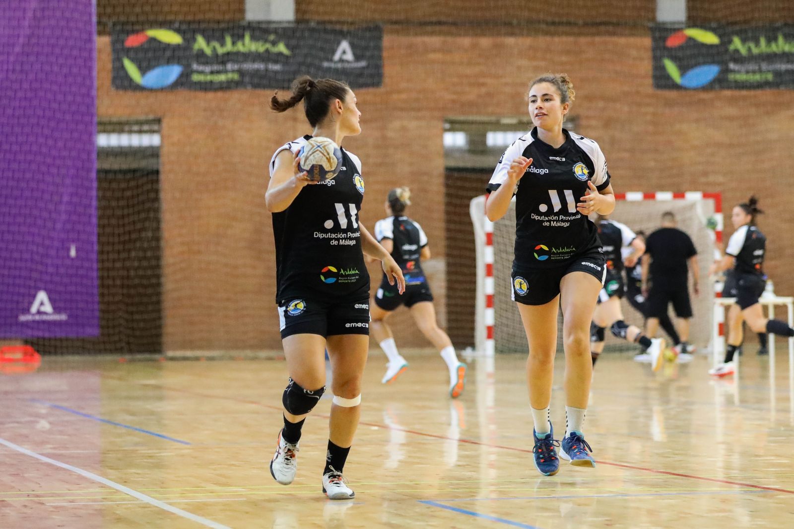 Entrenamiento del Costa del Sol en la Ciudad Deportiva de Carranque.