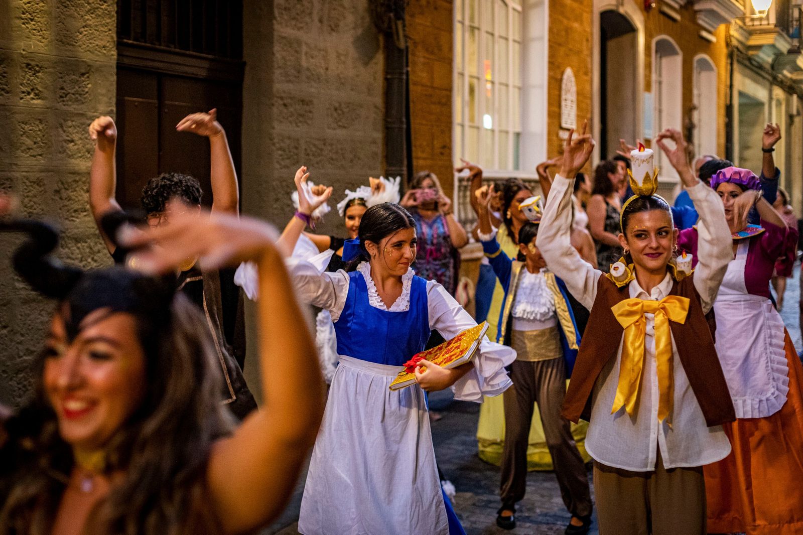 Las imágenes de la 'Shopping night' del Centro Comercial Abierto en Cádiz