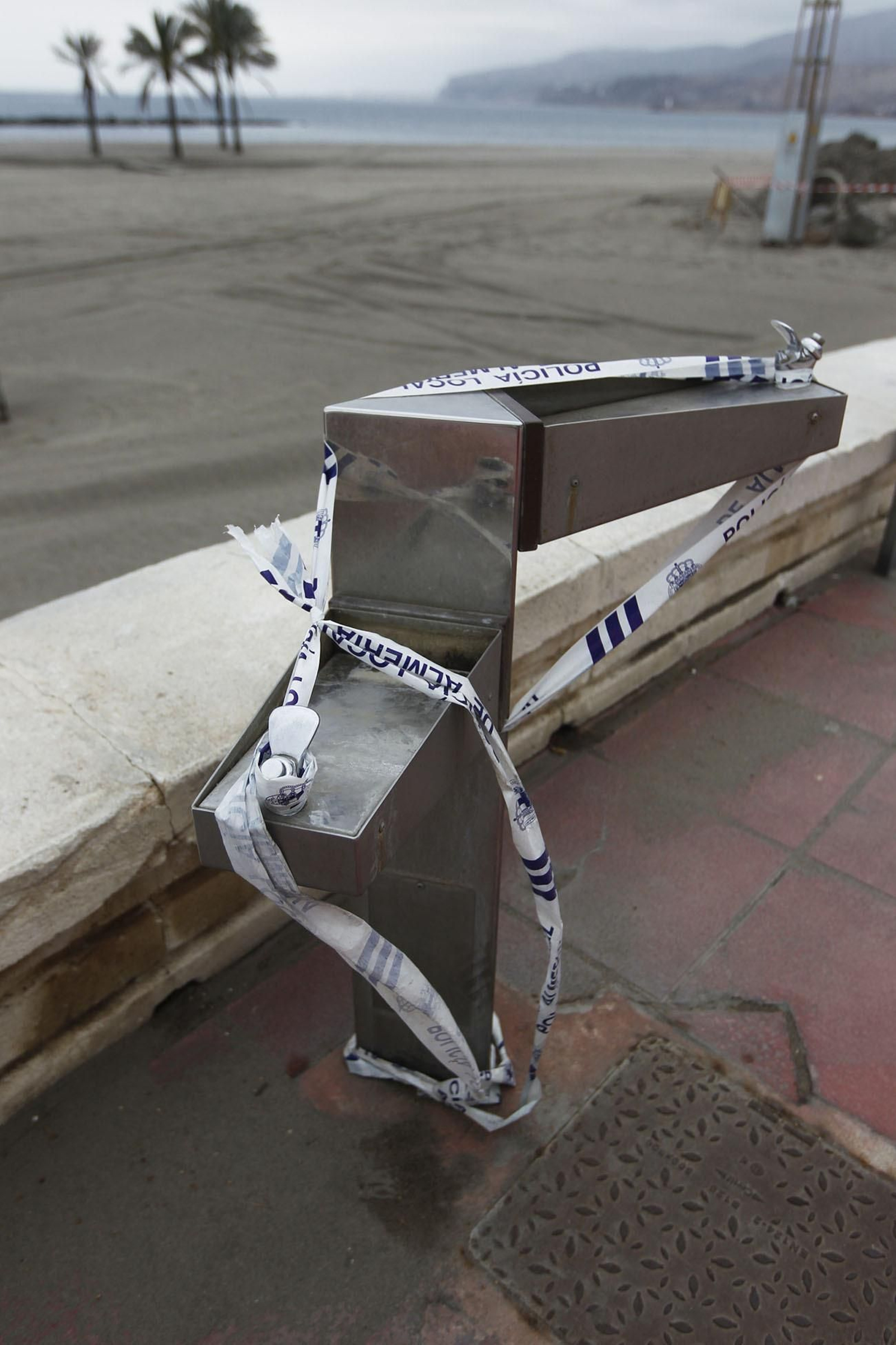 Fotogalería 'Almería, desierta en sábado'. Coronavirus-COVID-19